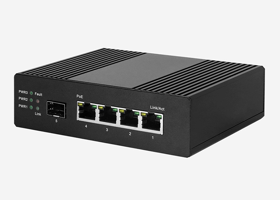 1 SFP ফাইবার এবং 4x100M PoE পোর্ট সহ দিন রেল 100mbps POE সুইচ